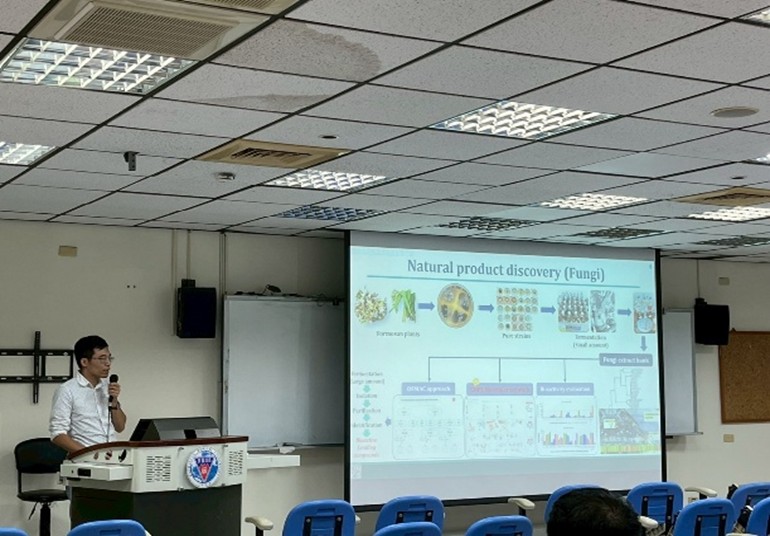 1140930藥學系研究所招生說明會2