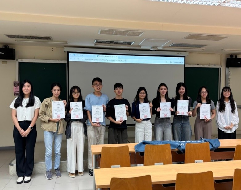 1141111閃藥未來藥你探索製藥產業期末分享會2